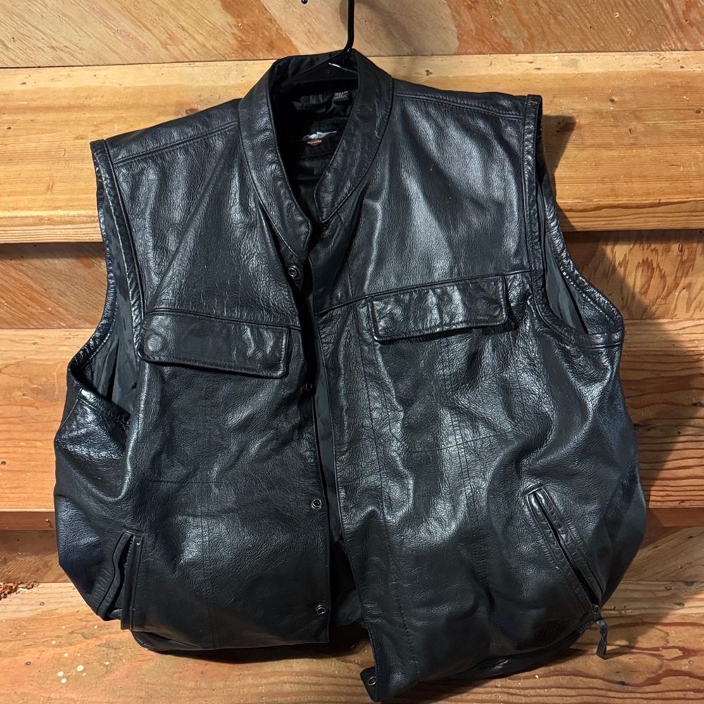 Men's Black Leather Harley Davidson vest